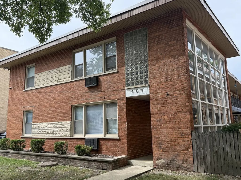 409 S Maple Avenue 1, Oak Park