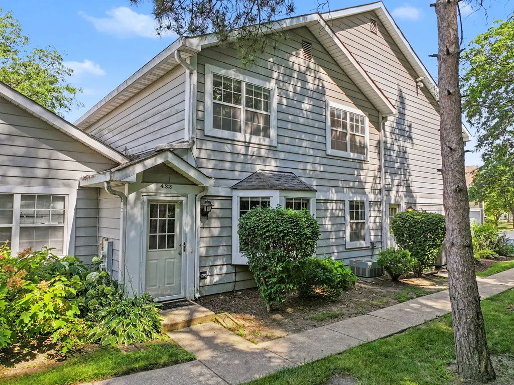 432 N Lake Shore Drive, Palatine, 60067