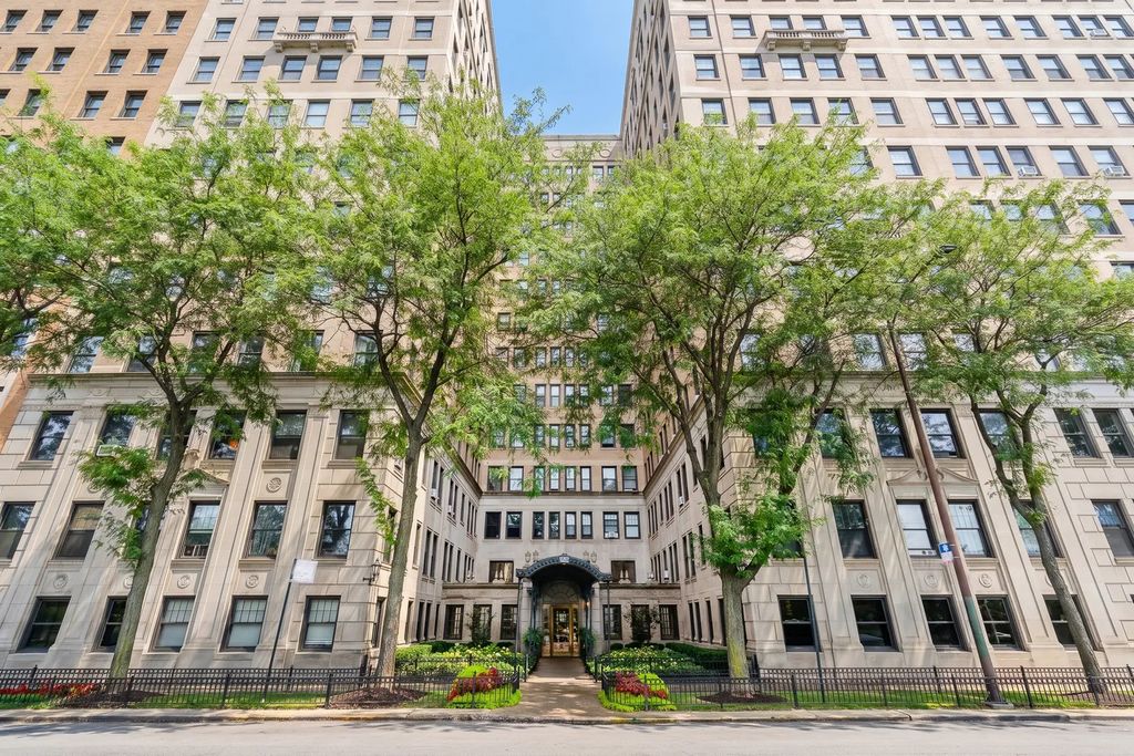 3520 N Lake Shore Drive 7j, Chicago