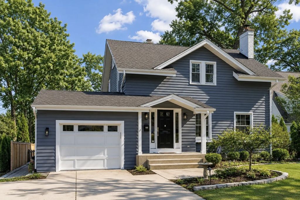 789 N Park Boulevard, Glen Ellyn