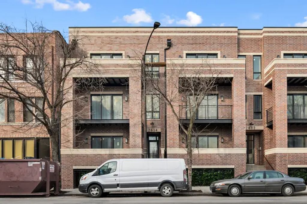 2614 W Chicago Avenue 3, Chicago