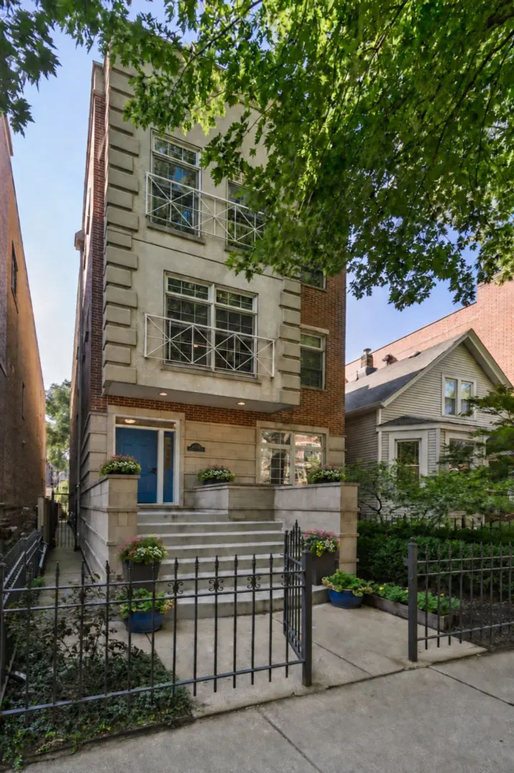 3824 N Greenview Avenue 1, Chicago, 60613