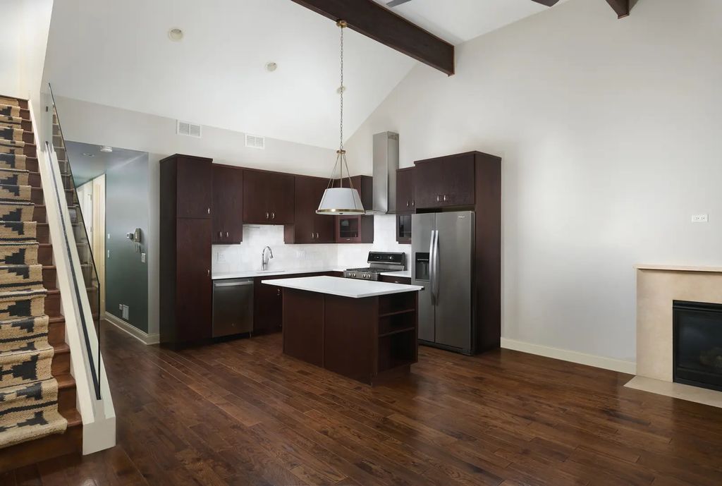 1505 W Walton Street 3, Chicago, 60642