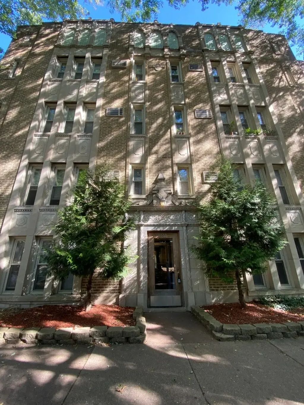 1332 W Hood Avenue 304, Chicago