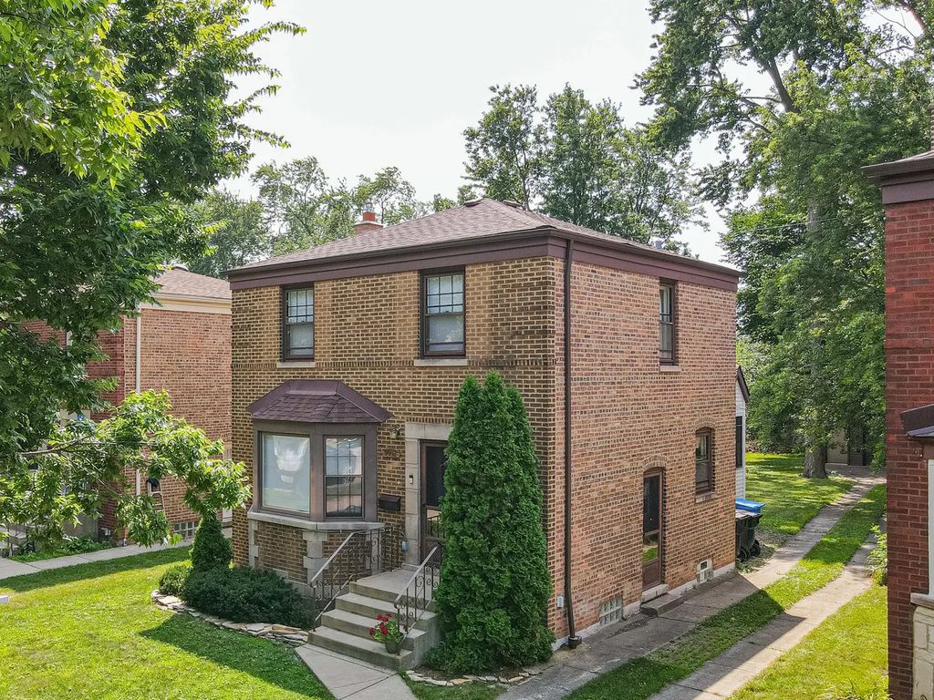 9932 S Maplewood Avenue, Chicago, 60655