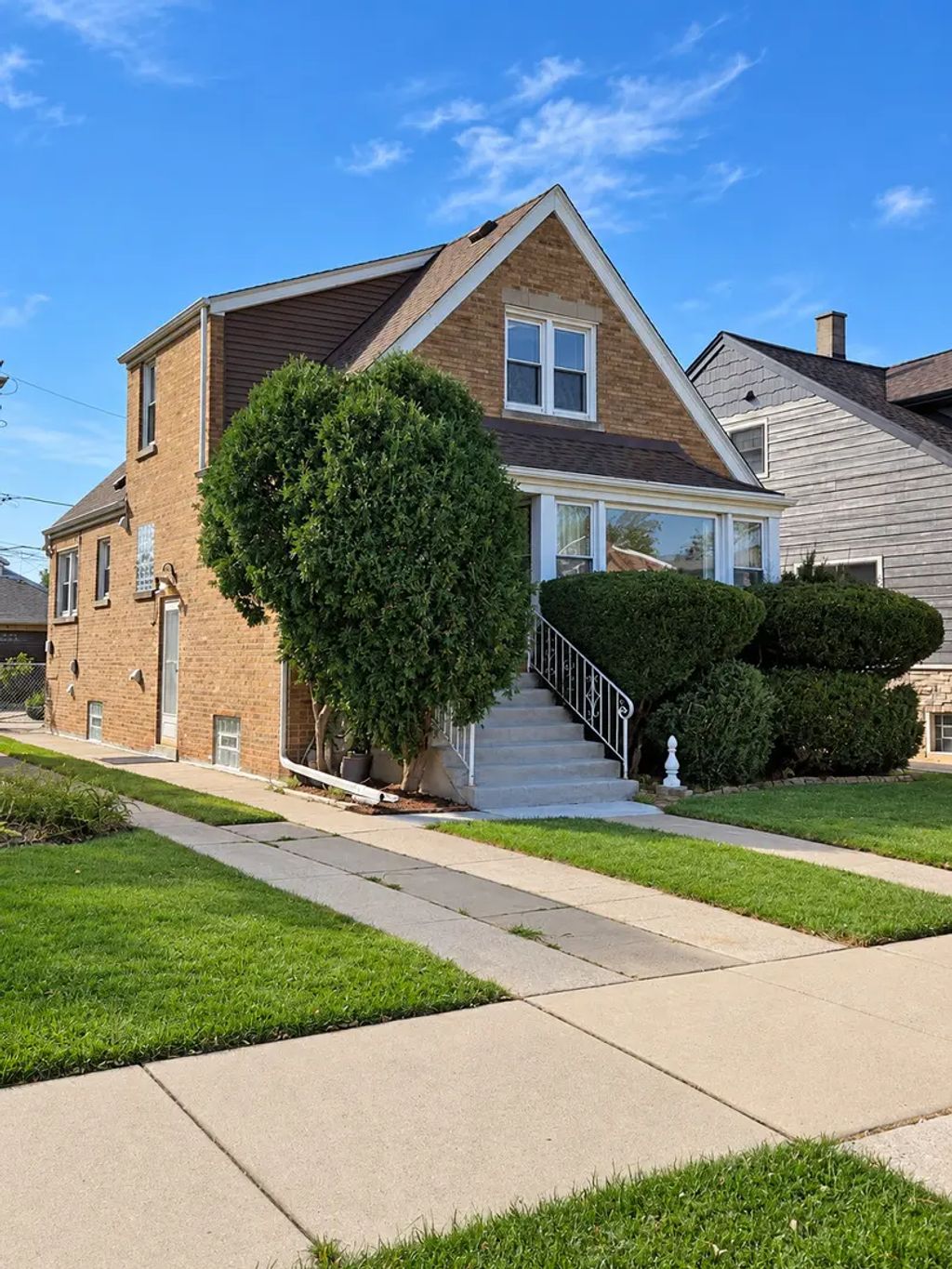5434 S Neenah Avenue, Chicago