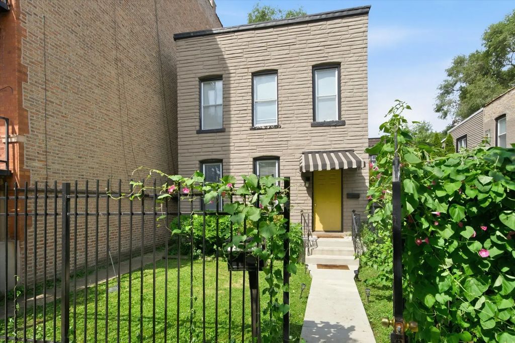 1512 N Maplewood Avenue, Chicago