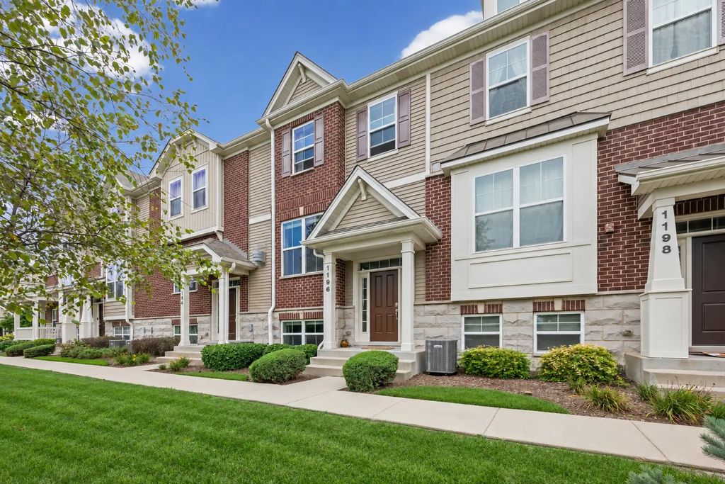 1196 Evergreen Avenue, Des Plaines