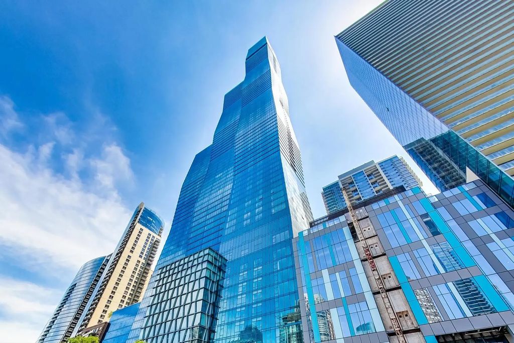 363 E Wacker Drive 4209, Chicago, 60601