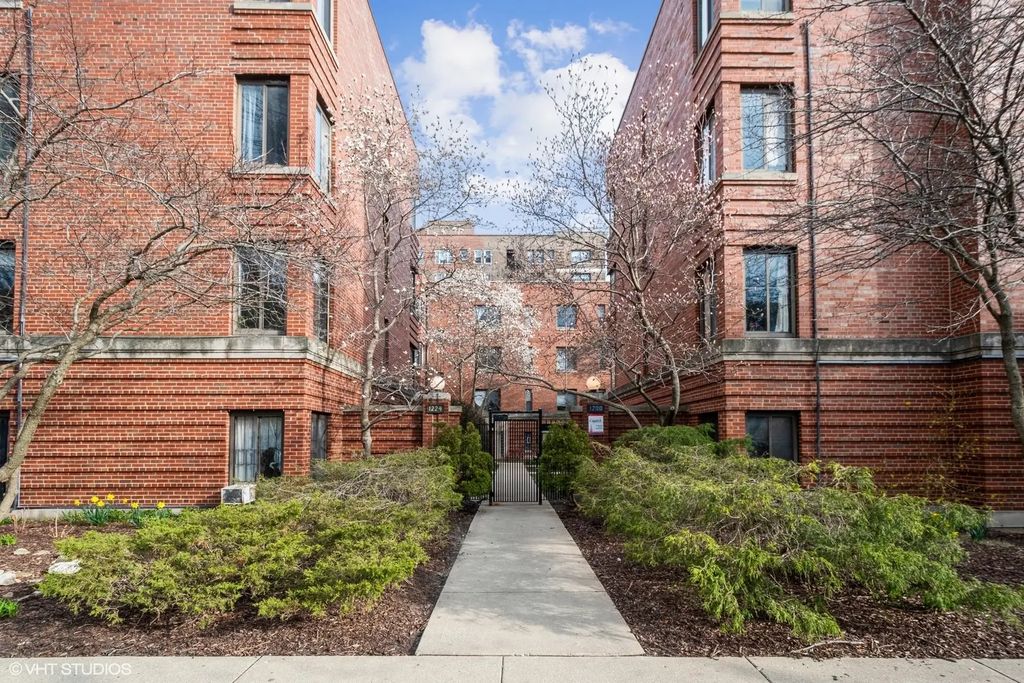 1224 W Chase Avenue 1f, Chicago