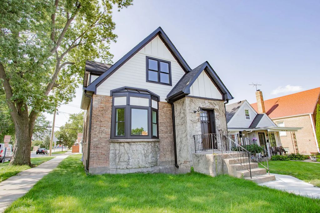 7301 W Pensacola Avenue, Norridge