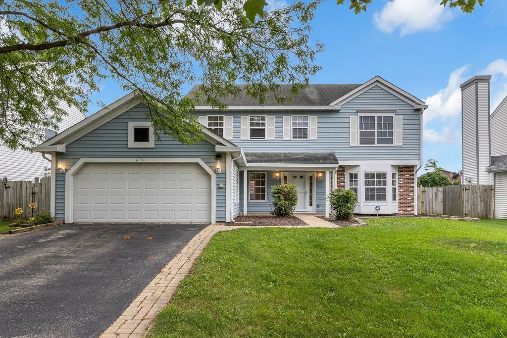 2s601 River Oaks Drive, Warrenville