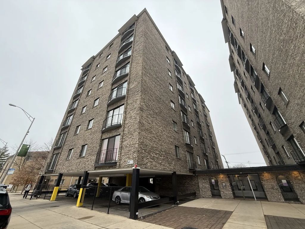 2300 N Harlem Avenue 304, Elmwood Park