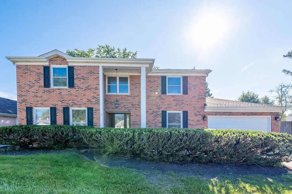 1609 Barry Lane, Glenview
