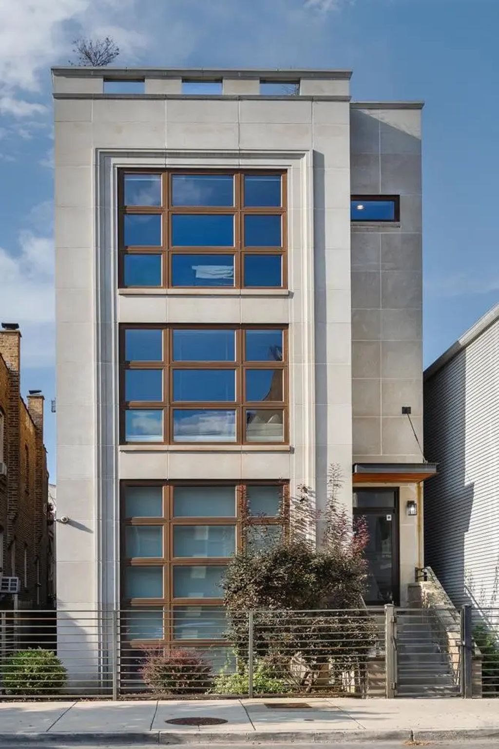 1908 W Belmont Avenue 3, Chicago, 60657