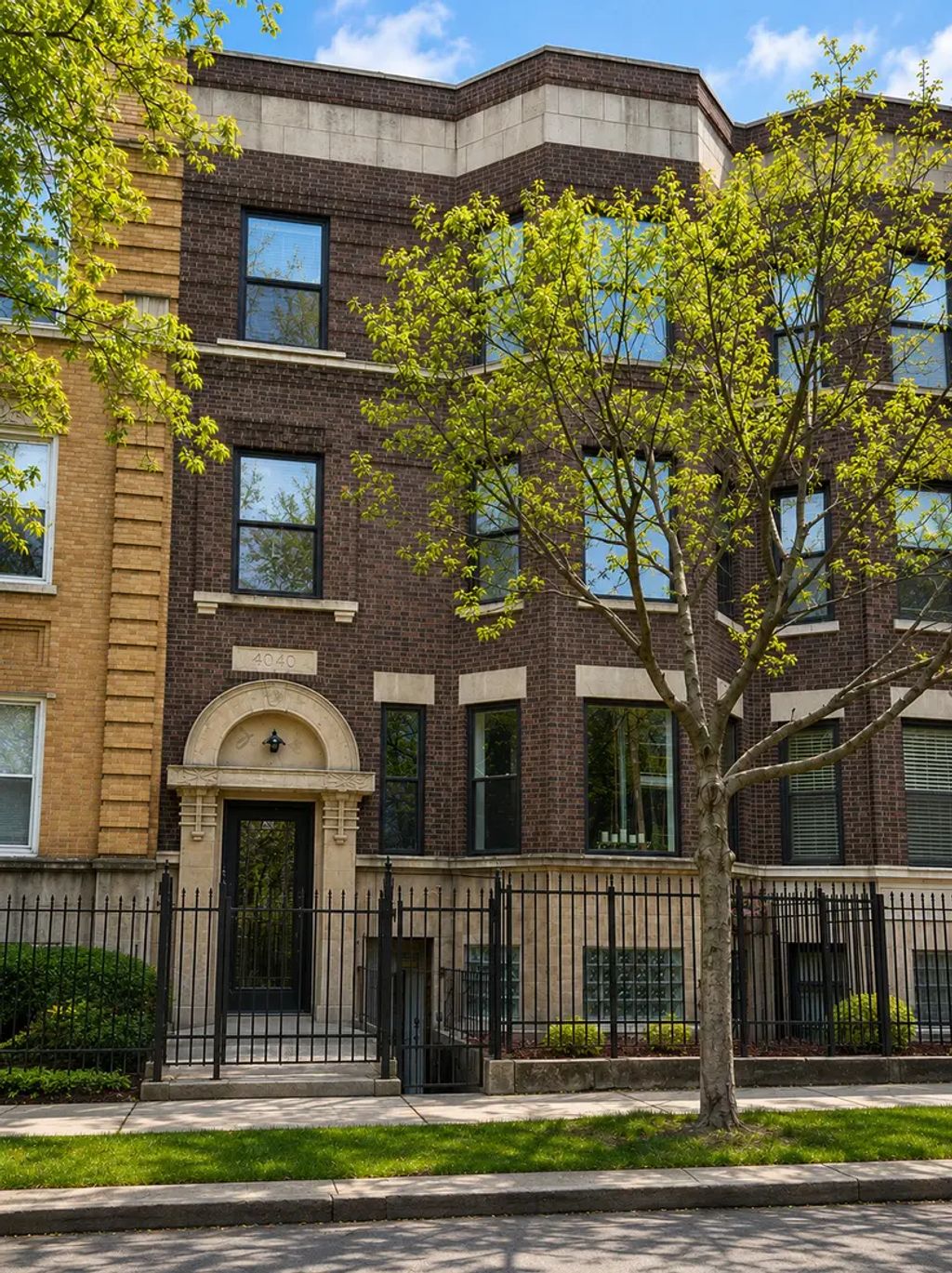 4040 S Calumet Avenue, Chicago