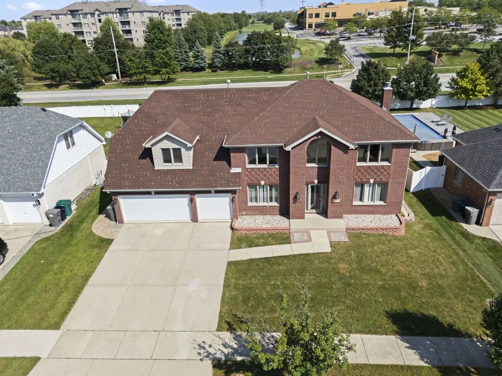 18219 Autumn Ridge Drive, Orland Park
