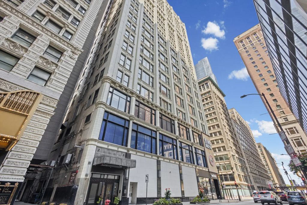 8 W Monroe Street 1103, Chicago