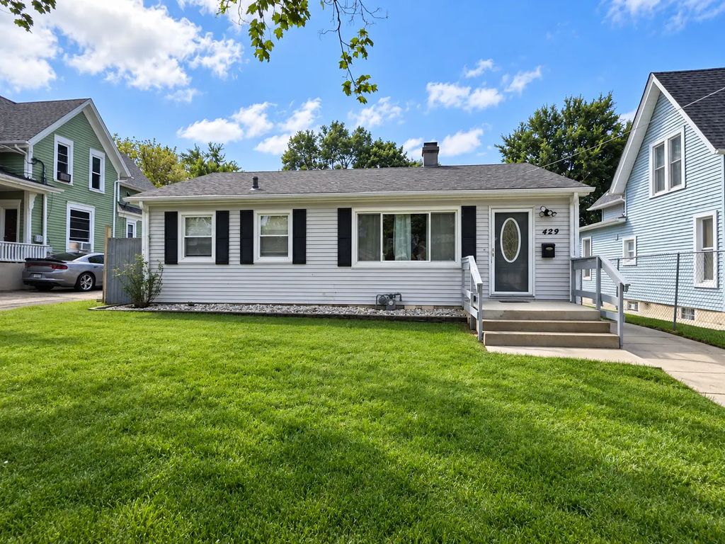 429 Ann Street, Elgin