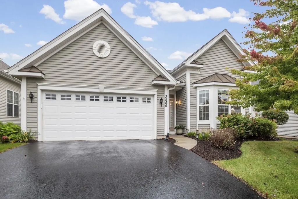 3856 Double Eagle Drive, Elgin