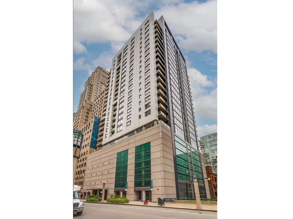 160 E Illinois Street 901, Chicago, 60611