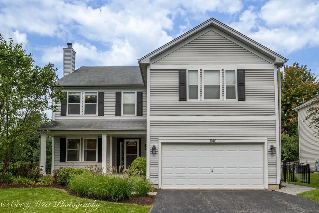 1140 Berry Street, Elburn
