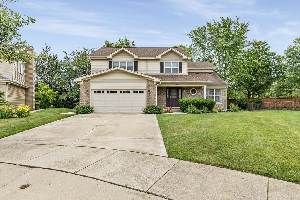 1121 Russetwood Court, Wheeling