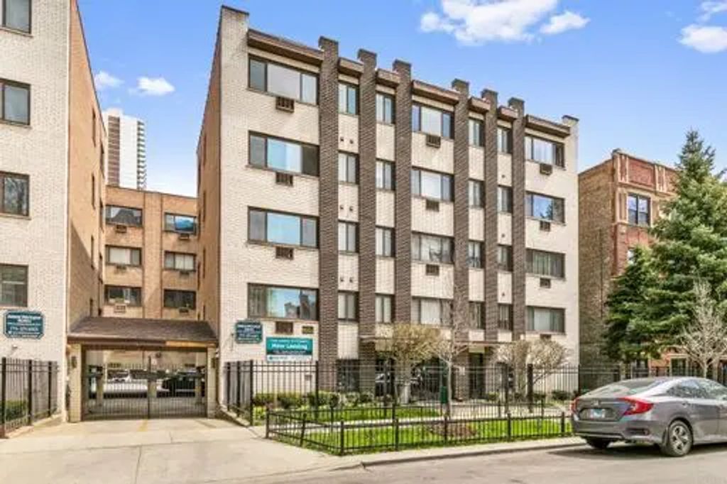 6029 N Winthrop Avenue 401, Chicago, 60660