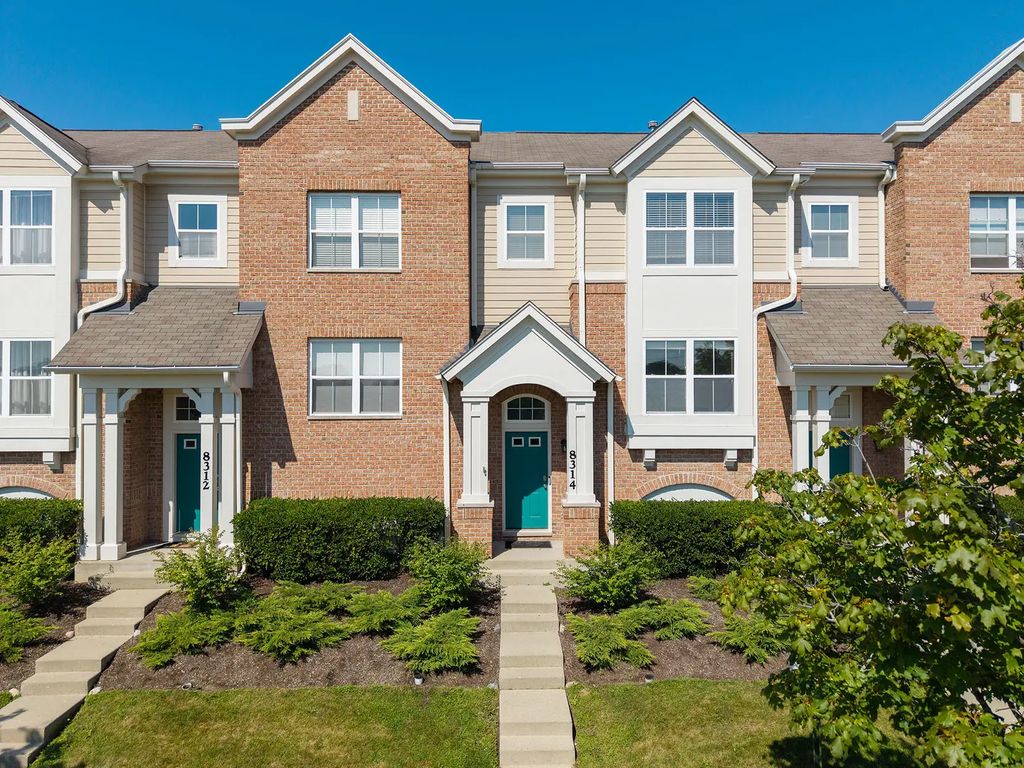 8314 Avalon Drive, Morton Grove, 60053