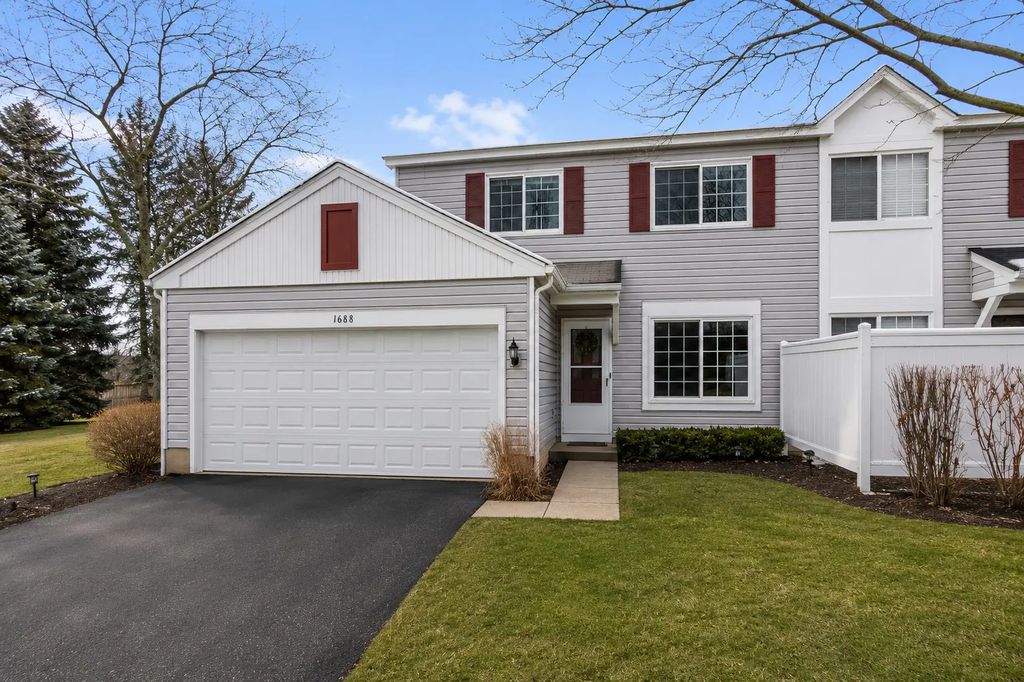 1688 Normantown Road, Naperville