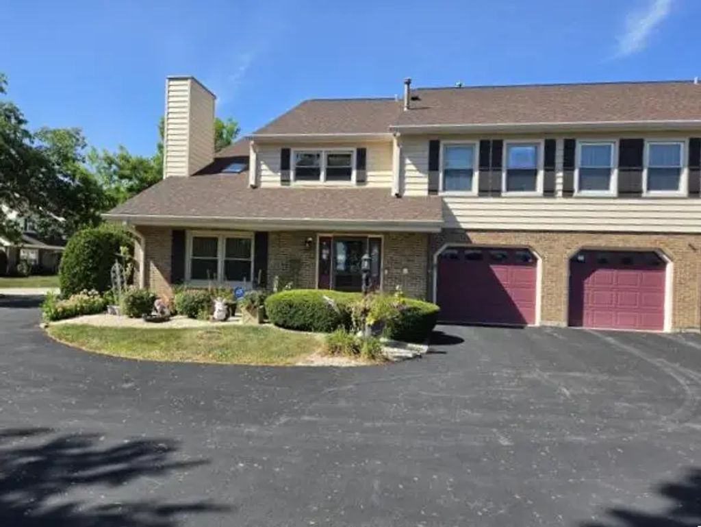 15709 Chesterfield Lane, Orland Park