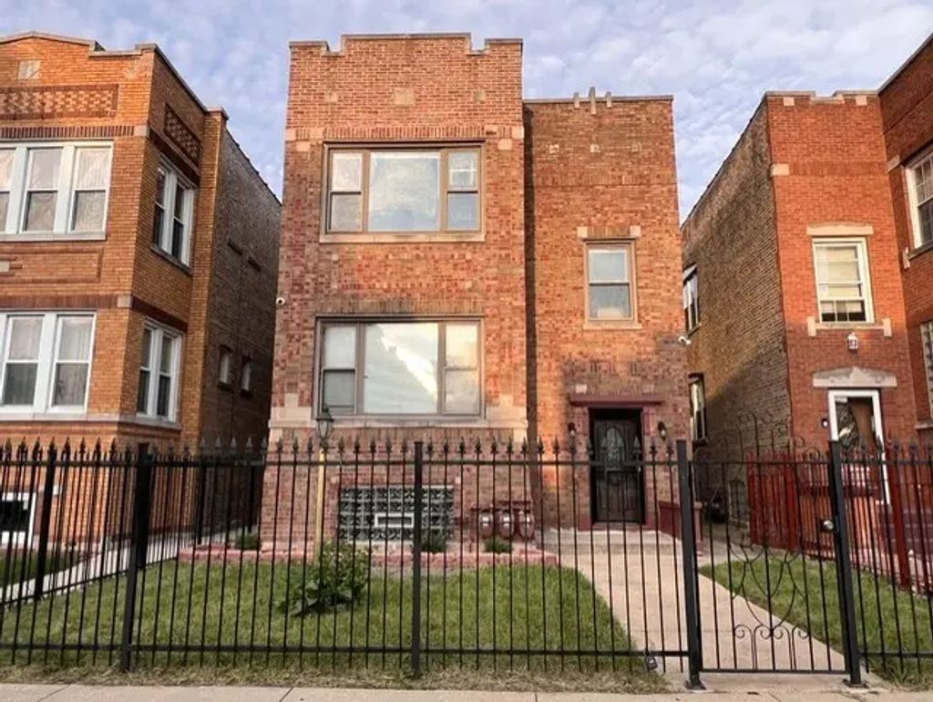 7843 S Paulina Street, Chicago