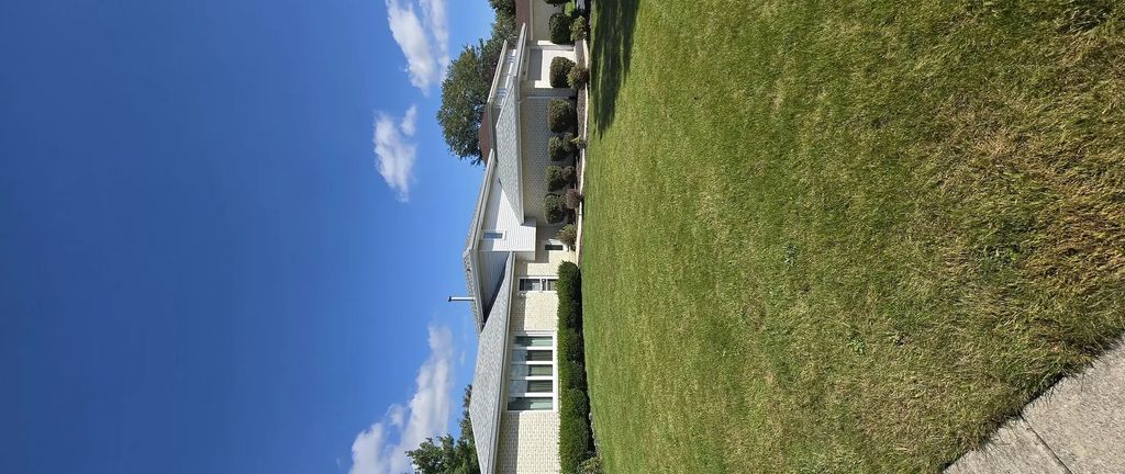 8430 Glen Oaks Road, Orland Park