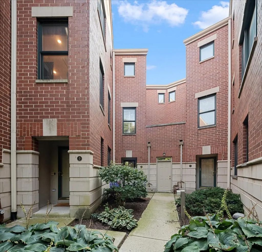 4048 N Clark Street D, Chicago, 60613