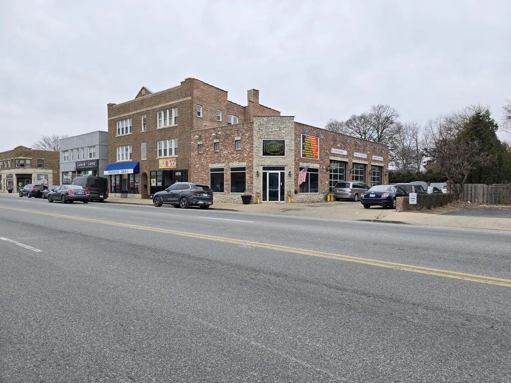 3212 S Harlem Avenue, Riverside
