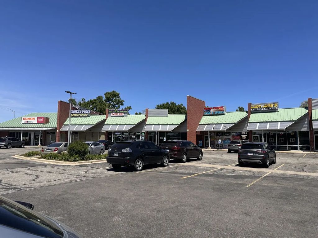 1552 Rand Road, Des Plaines