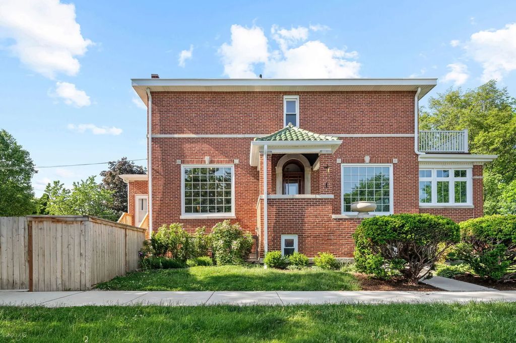 5100 N Long Avenue, Chicago, 60630