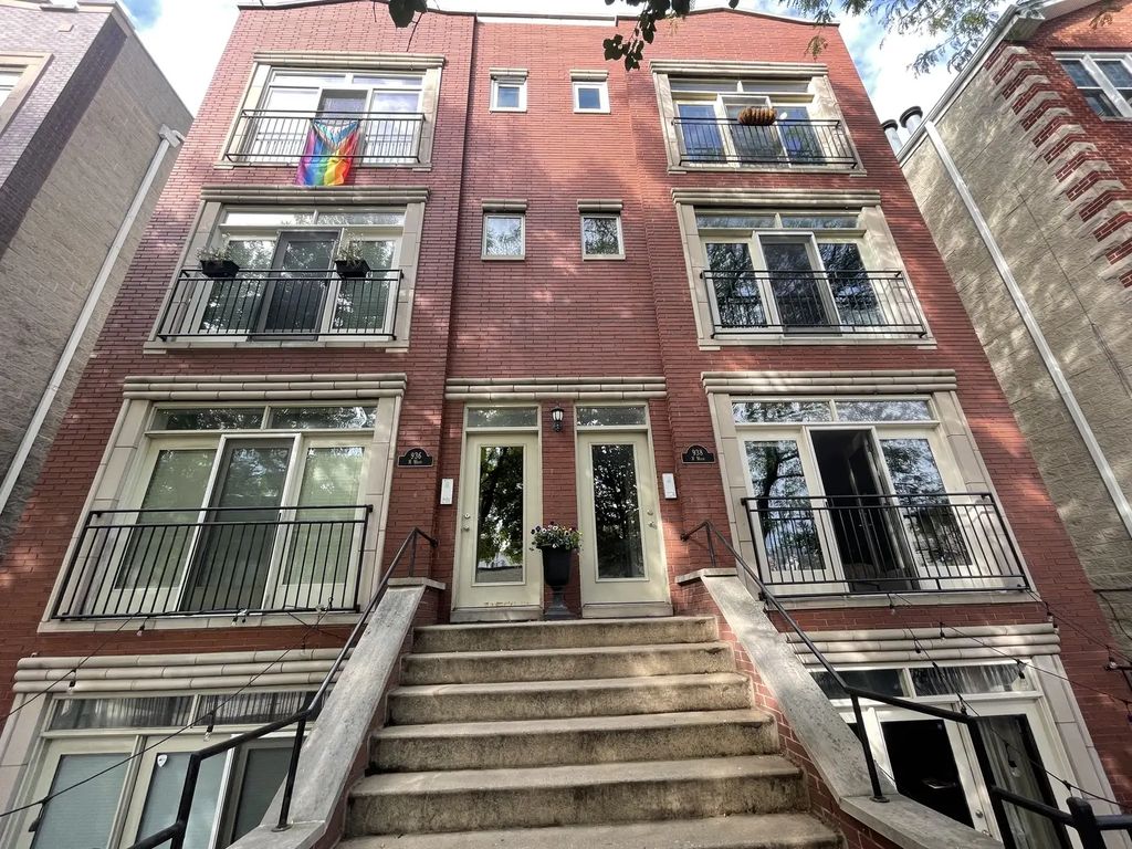 938 N Wood Street 2, Chicago, 60622