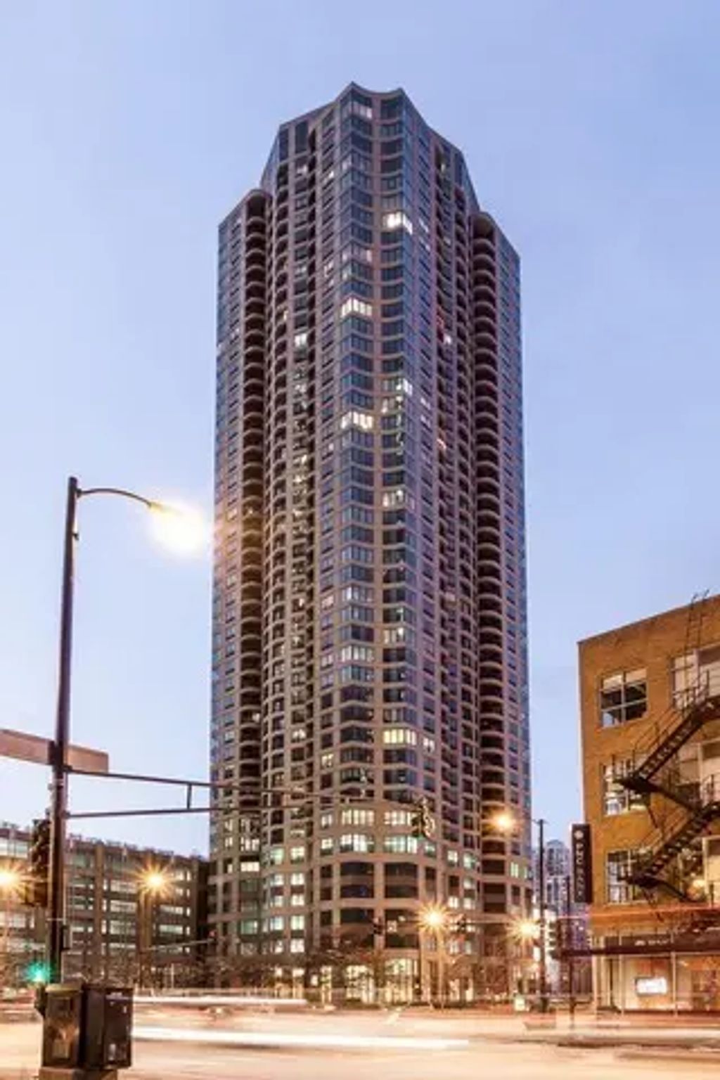 400 N Lasalle Drive 4008, Chicago, 60654
