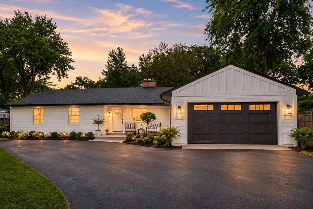 535 N Waukegan Road, Lake Forest, 60045