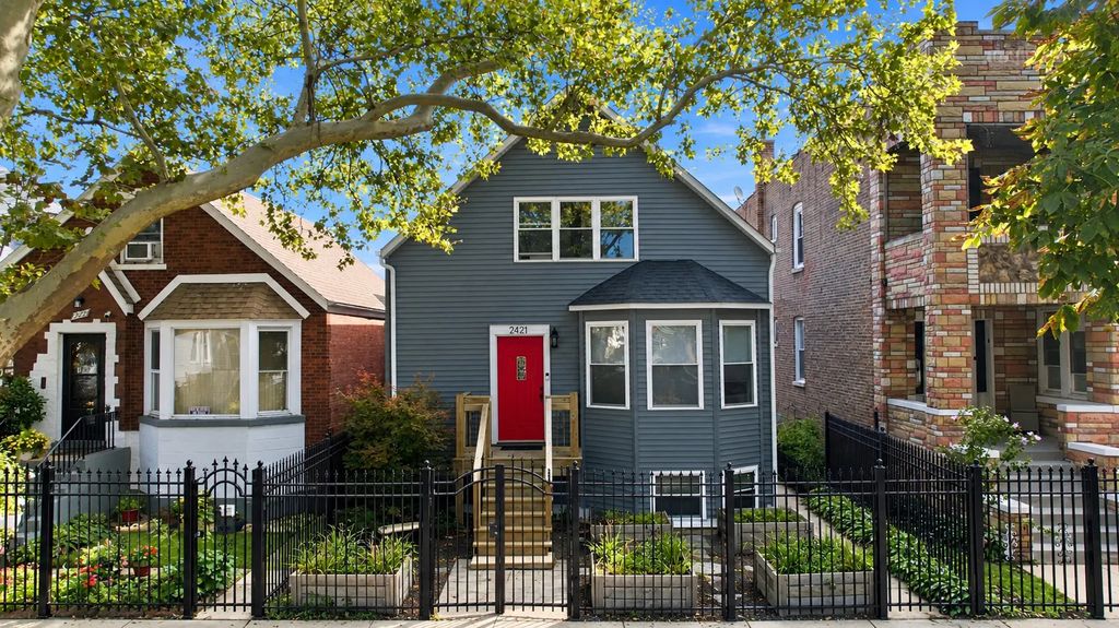 2421 N Marmora Avenue, Chicago