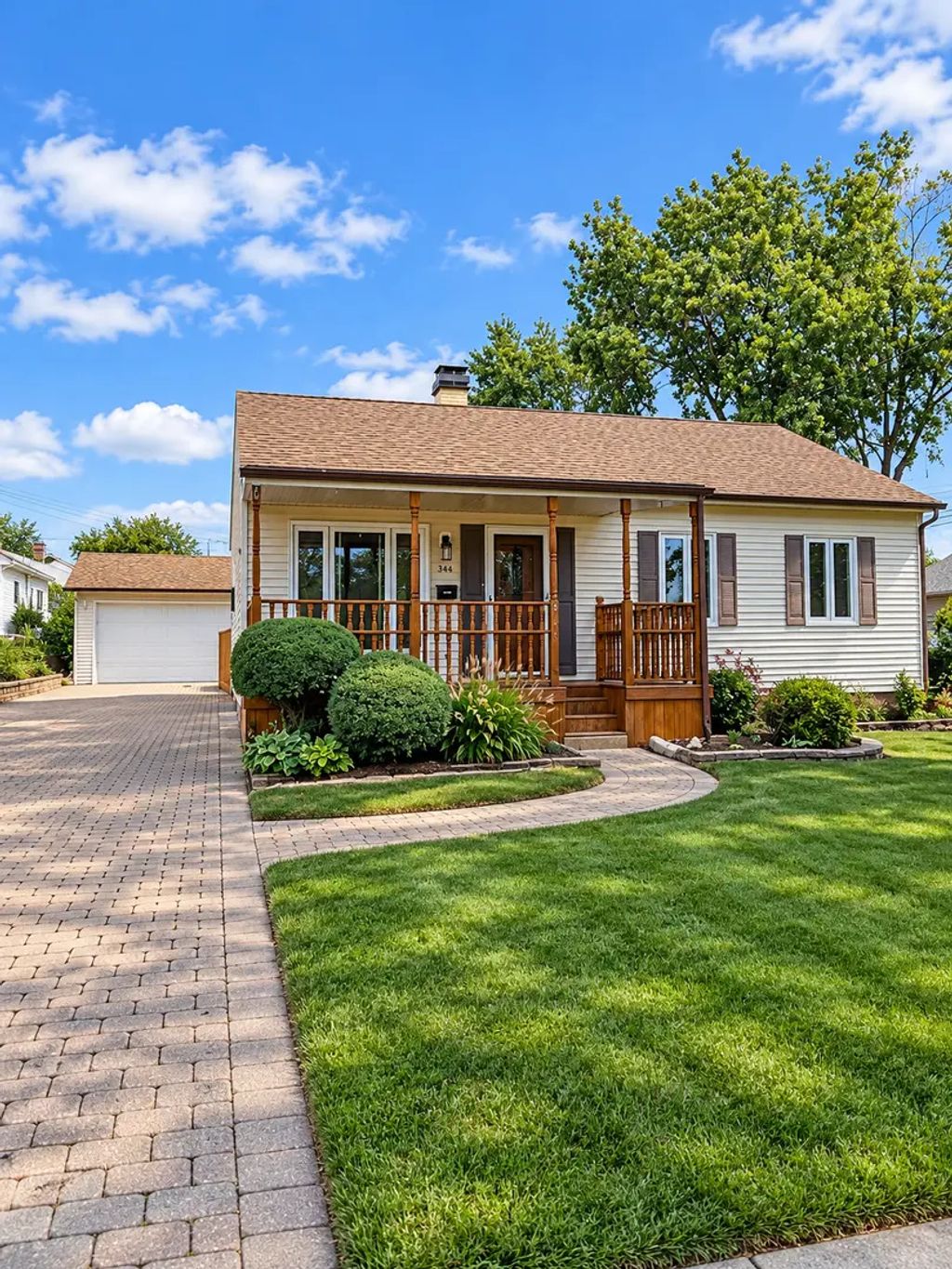 344 E Lincoln Avenue, Glendale Heights
