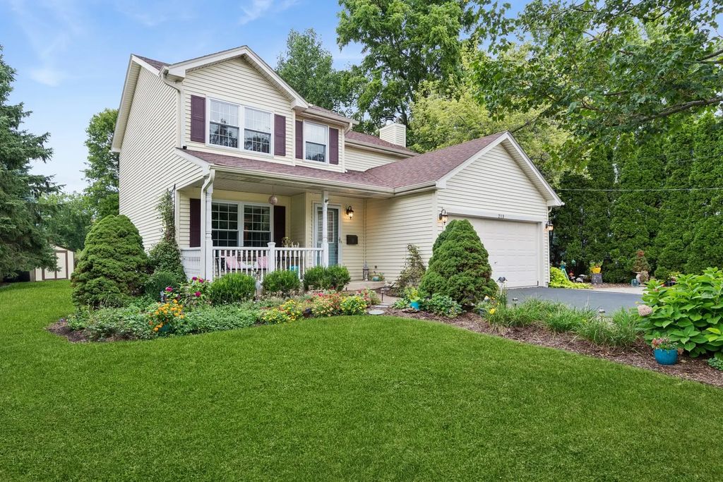 213 Lathem Street, Batavia