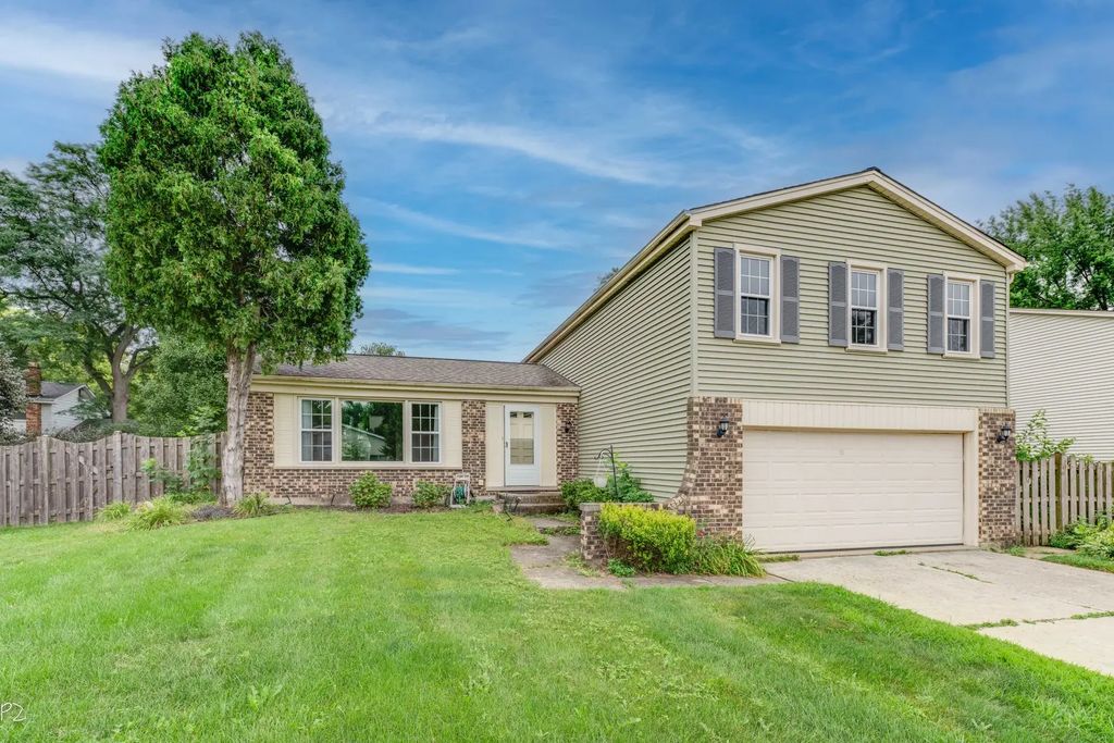 5s735 Park Meadow Drive, Naperville