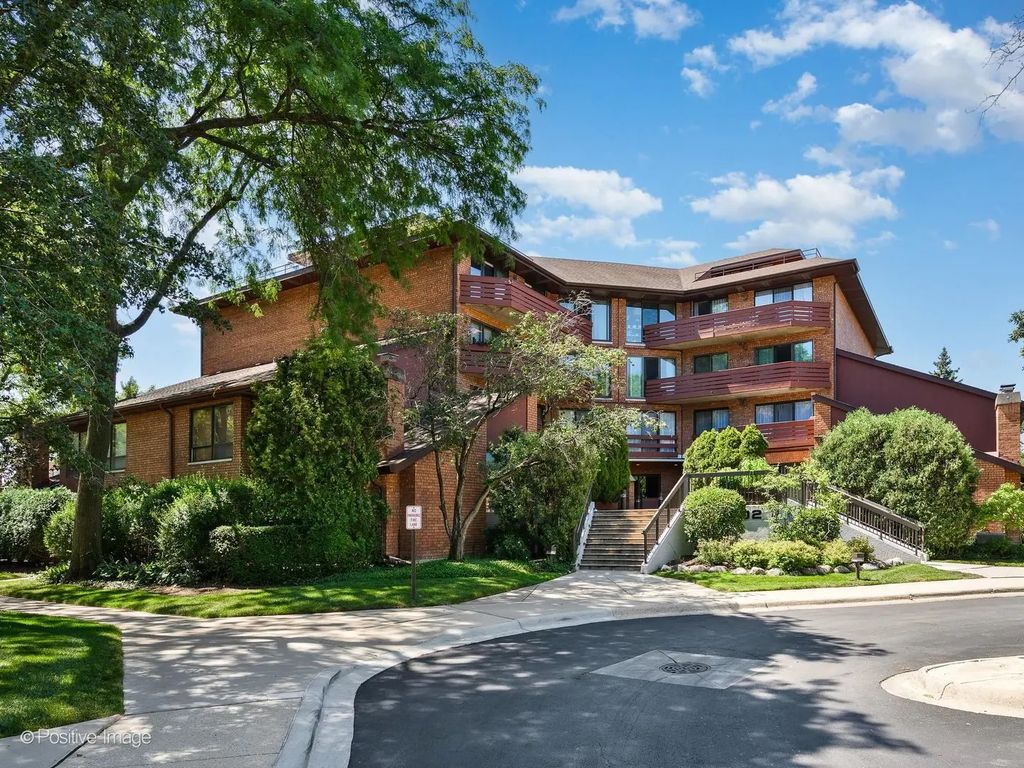 702 Waukegan Road A308, Glenview