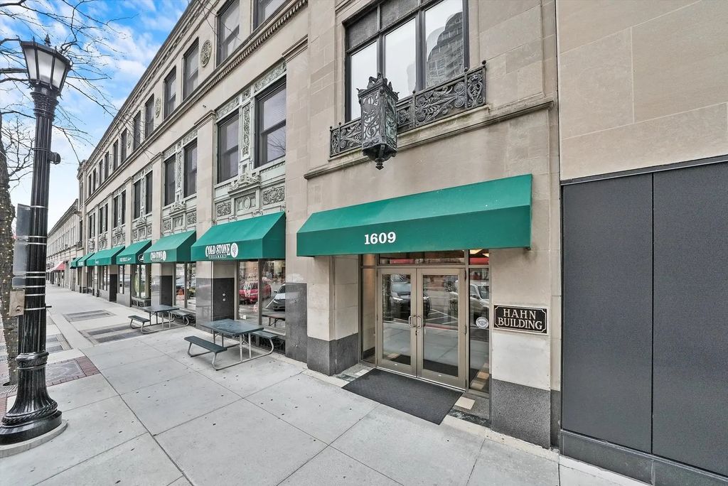 1609 Sherman Avenue 210, Evanston