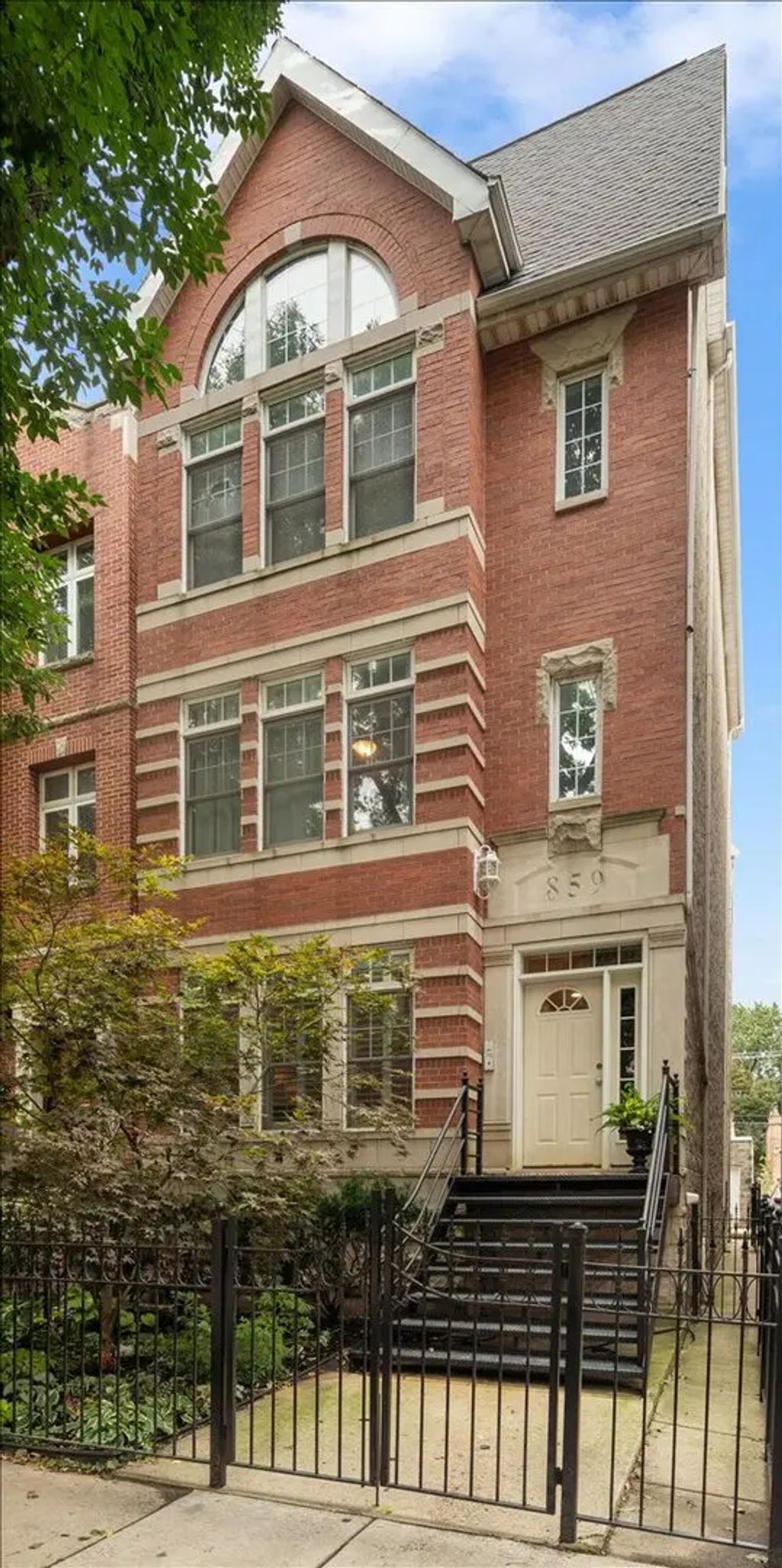 859 W Wrightwood Avenue 1, Chicago