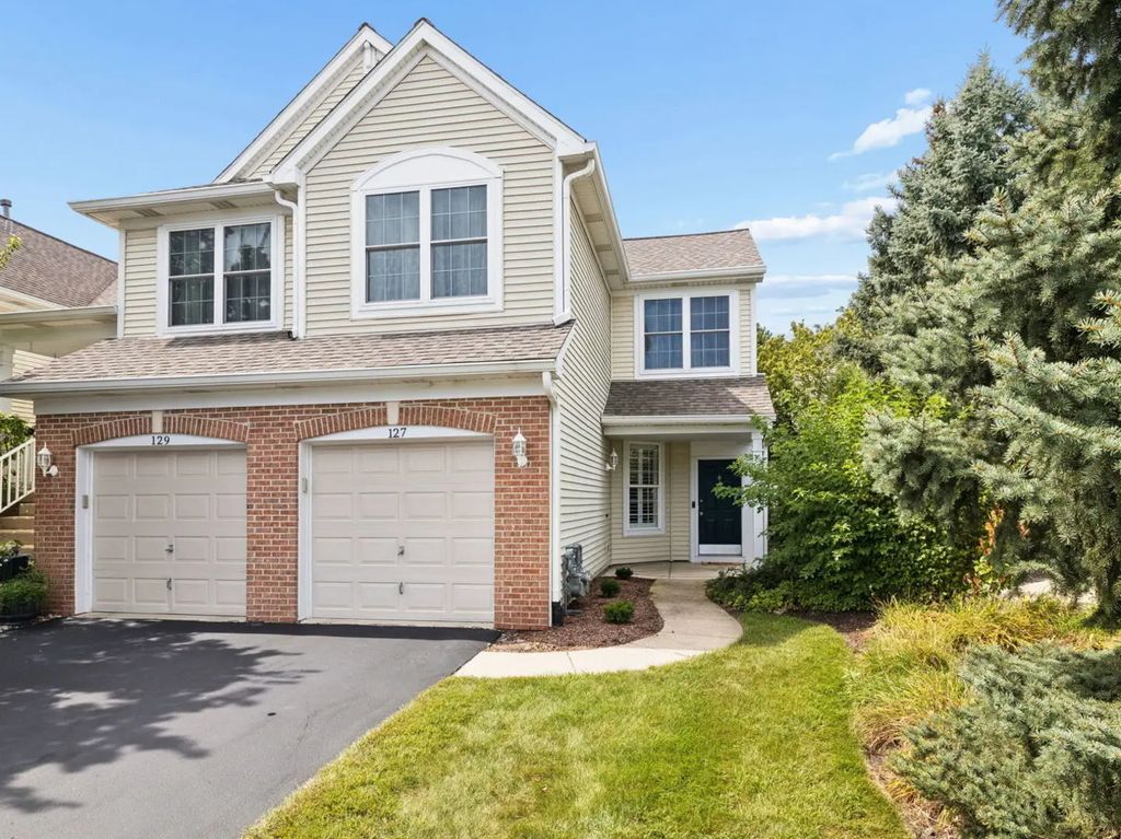 127 Hidden Pond Circle, Aurora