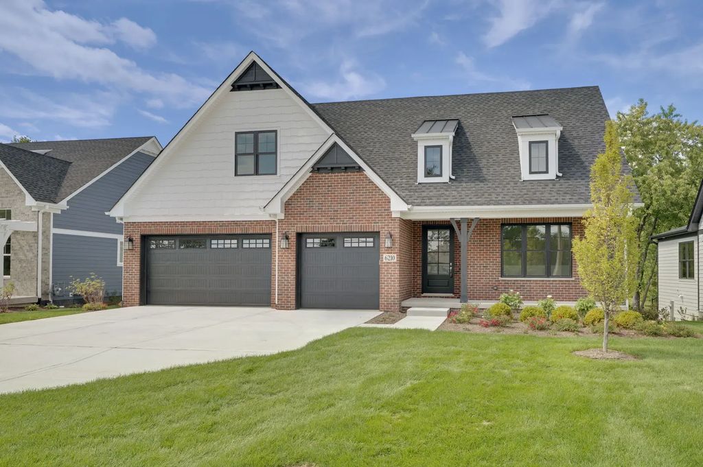 6210 Clarendon Hills (lot 2) Road, Willowbrook