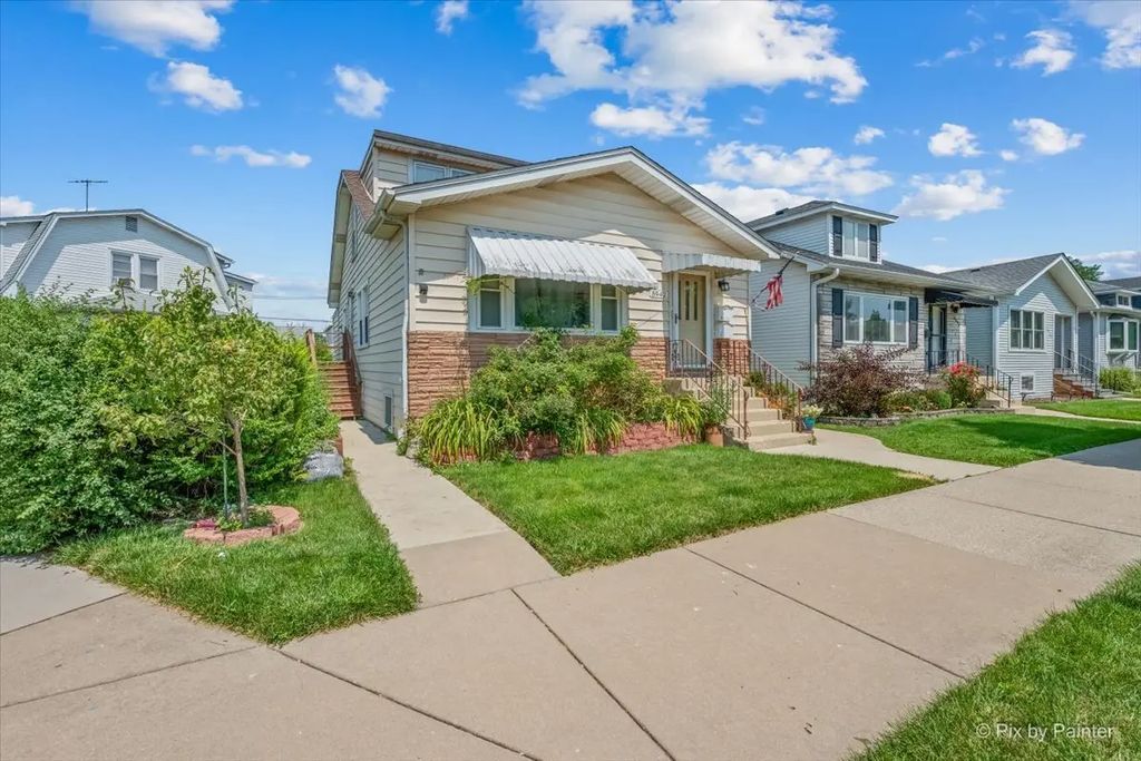 5942 W Thorndale Avenue, Chicago, 60646